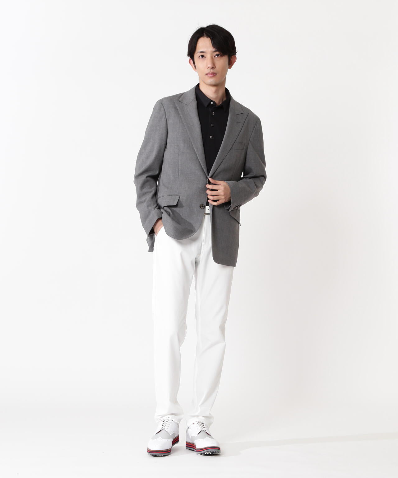 H:182cm/C:93/W:77/H:91 着用サイズ:5