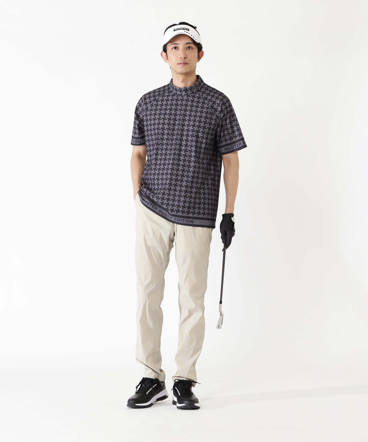 H:182cm/C:93/W:77/H:91 着用サイズ:5
