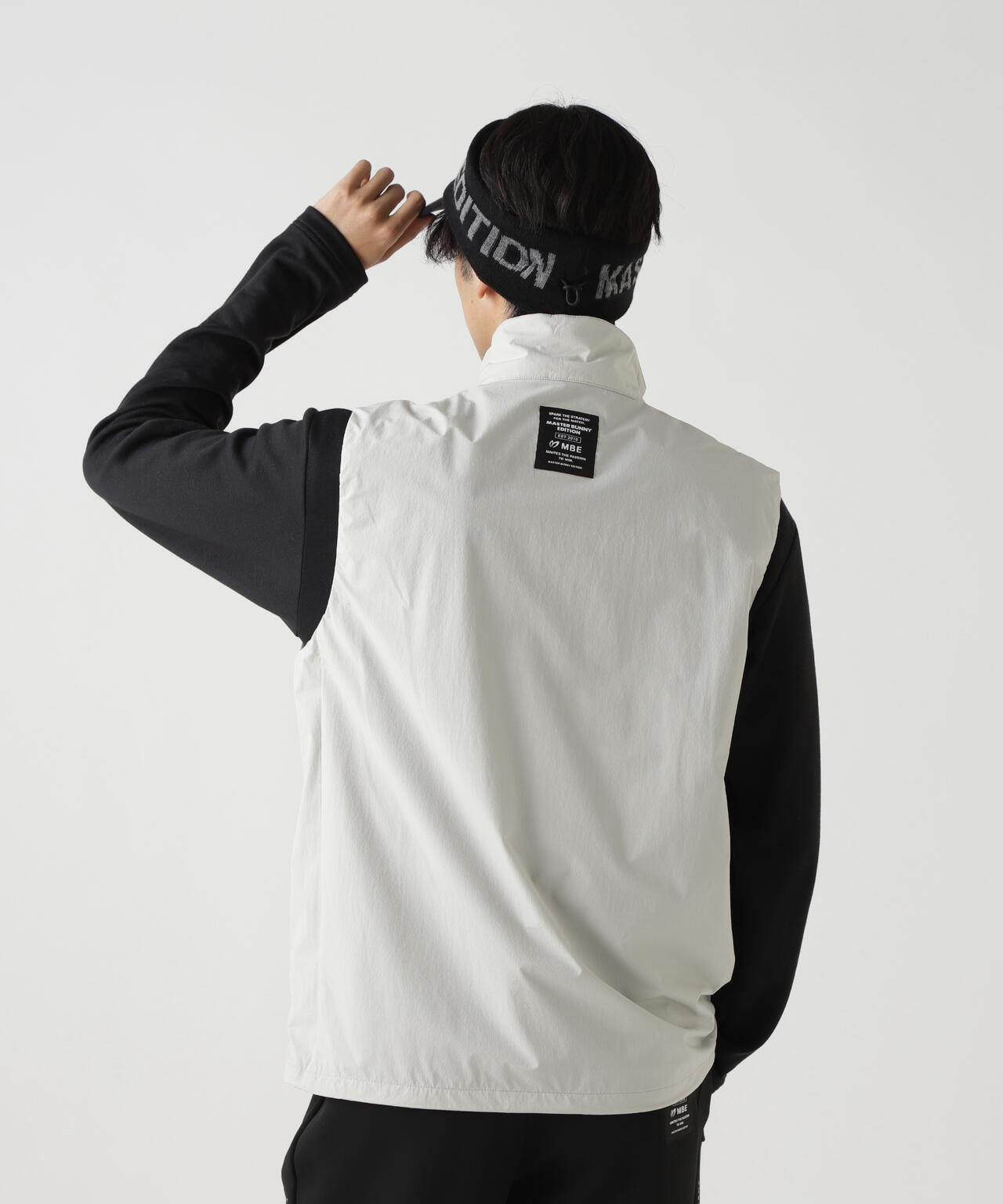 カジナイロンストレッチハーフジップアップベスト