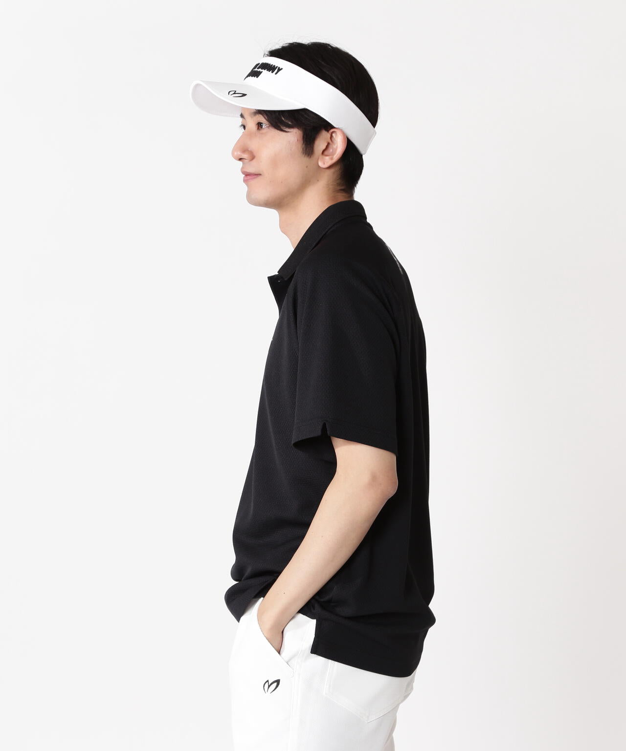 H:182cm/C:93/W:77/H:91 着用サイズ:5