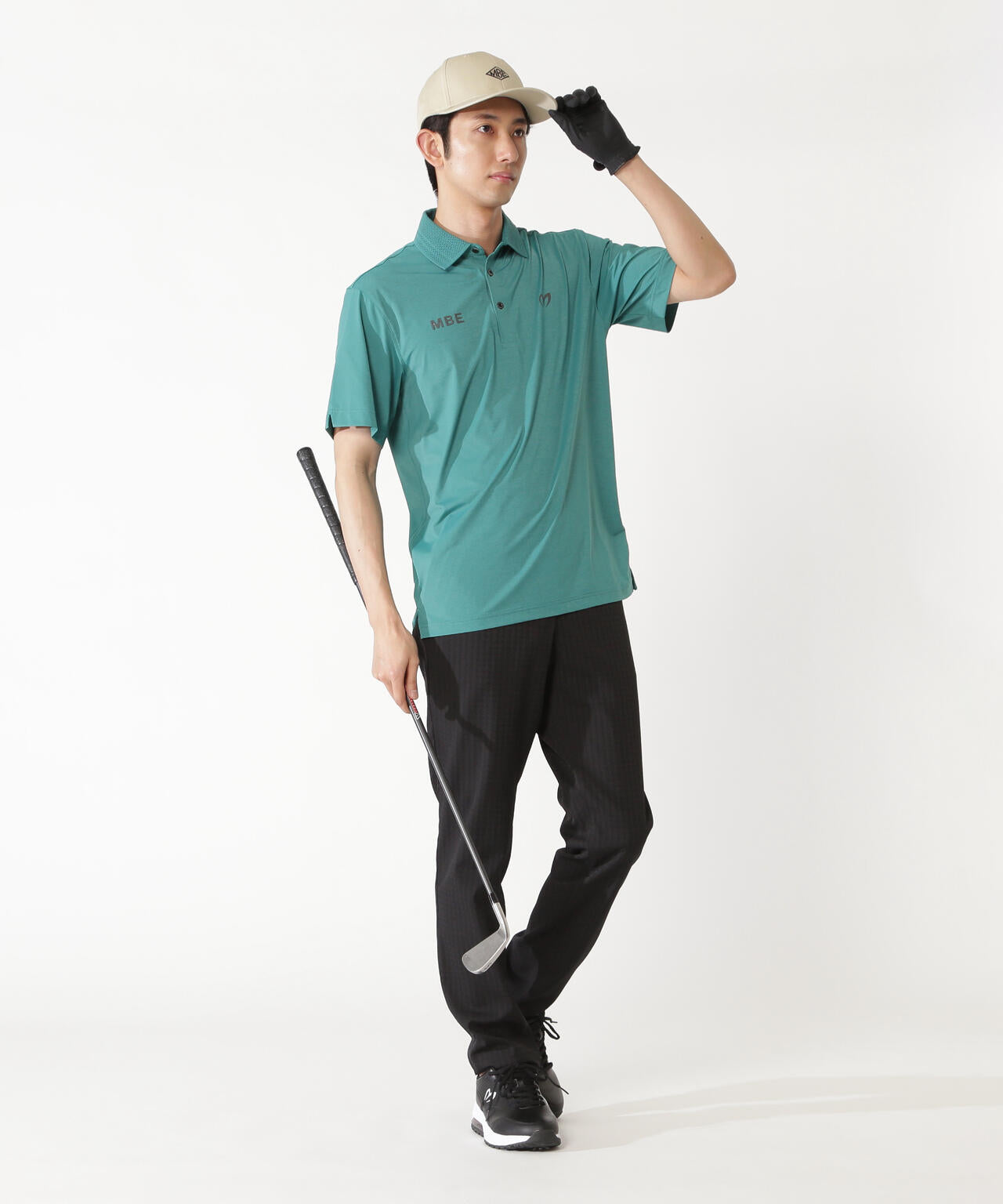 H:182cm/C:93/W:77/H:91 着用サイズ:5