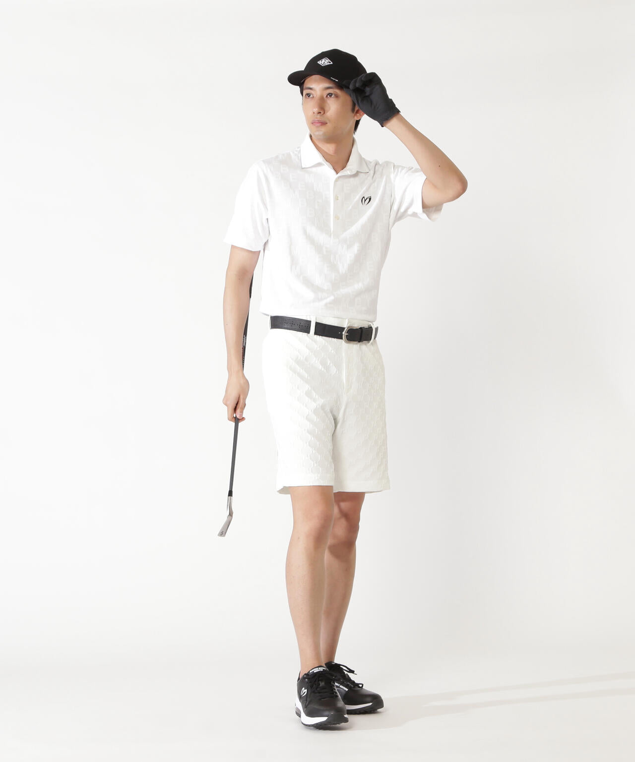 H:182cm/C:93/W:77/H:91 着用サイズ:5