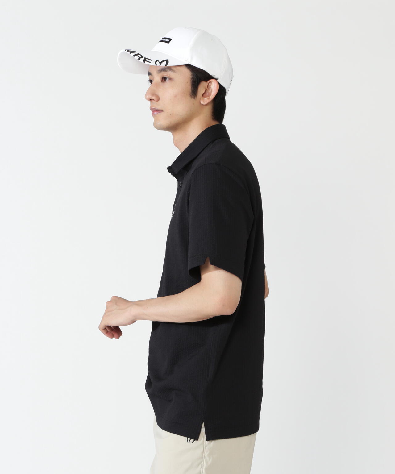 H:182cm/C:93/W:77/H:91 着用サイズ:5