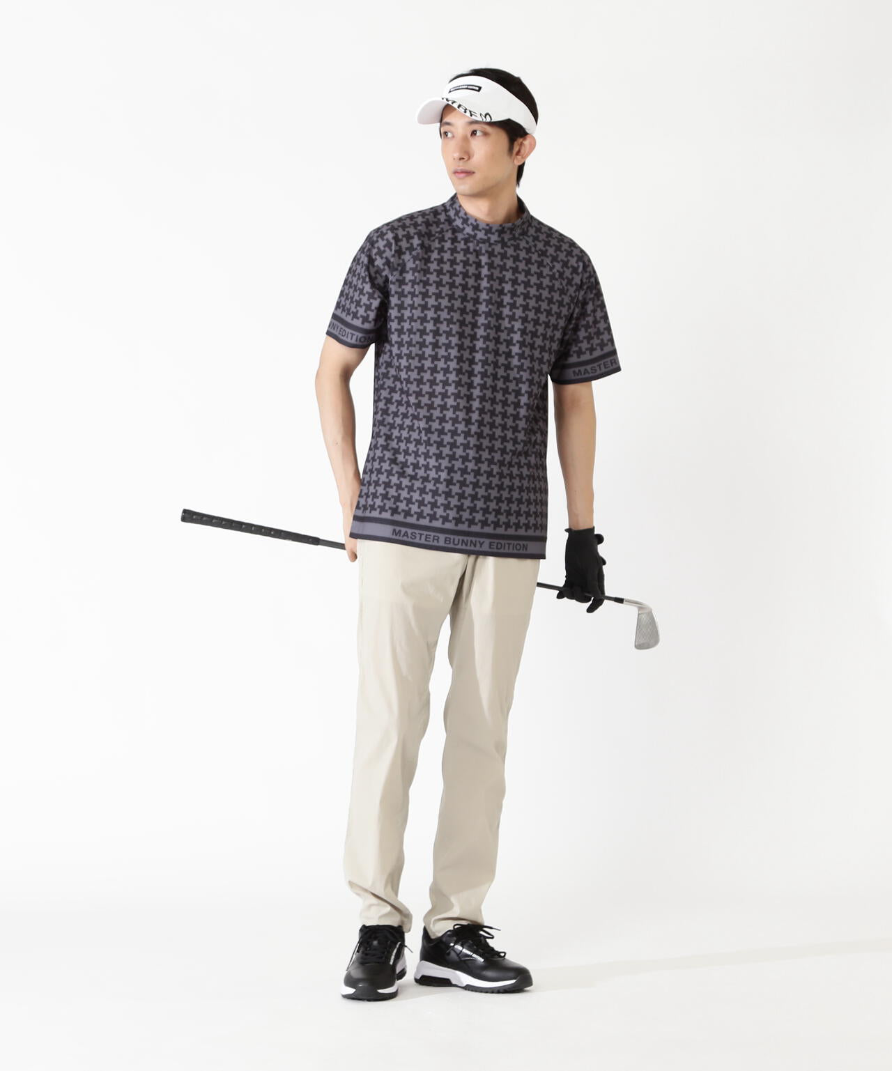 H:182cm/C:93/W:77/H:91 着用サイズ:5