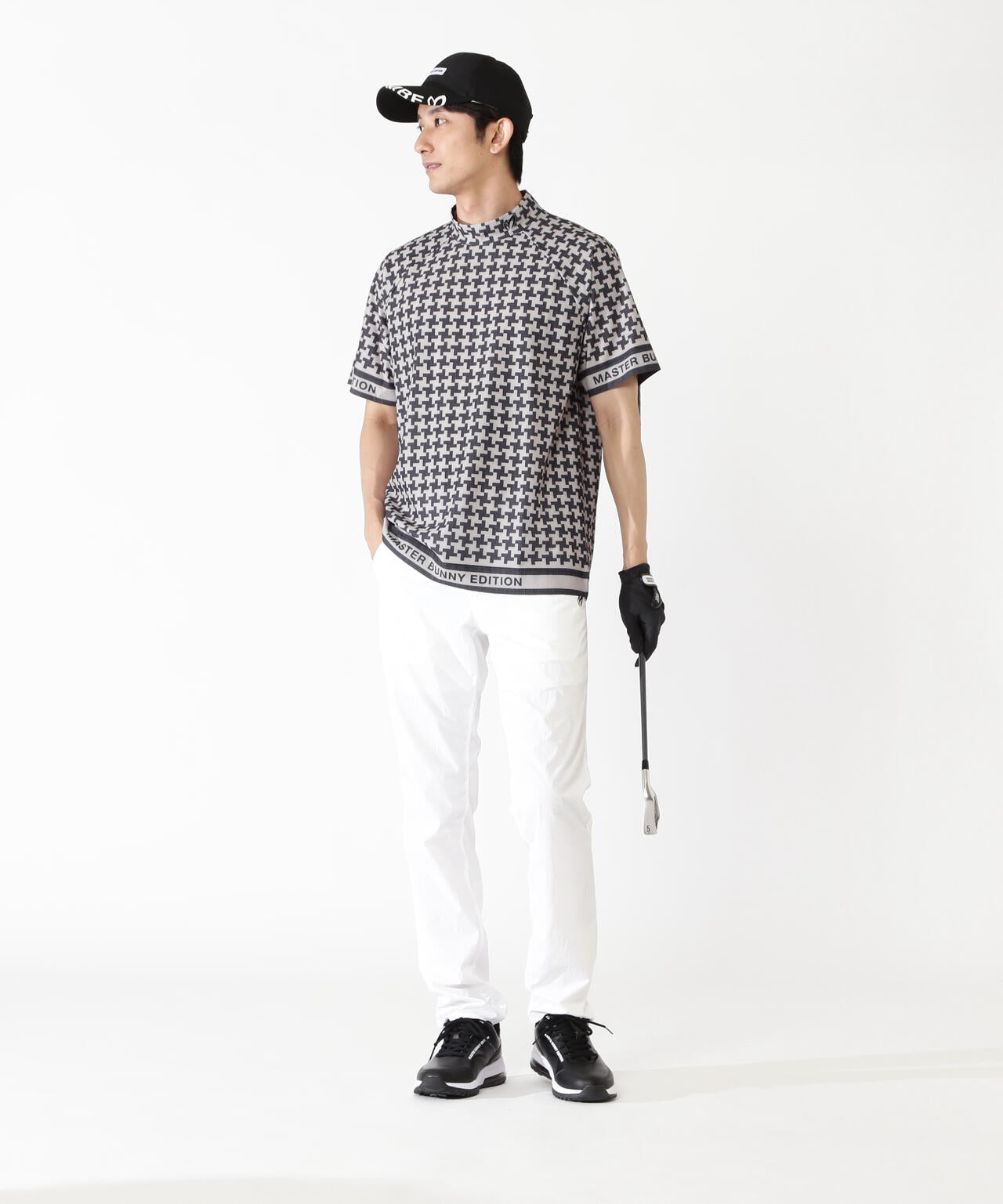 H:182cm/C:93/W:77/H:91 着用サイズ:5
