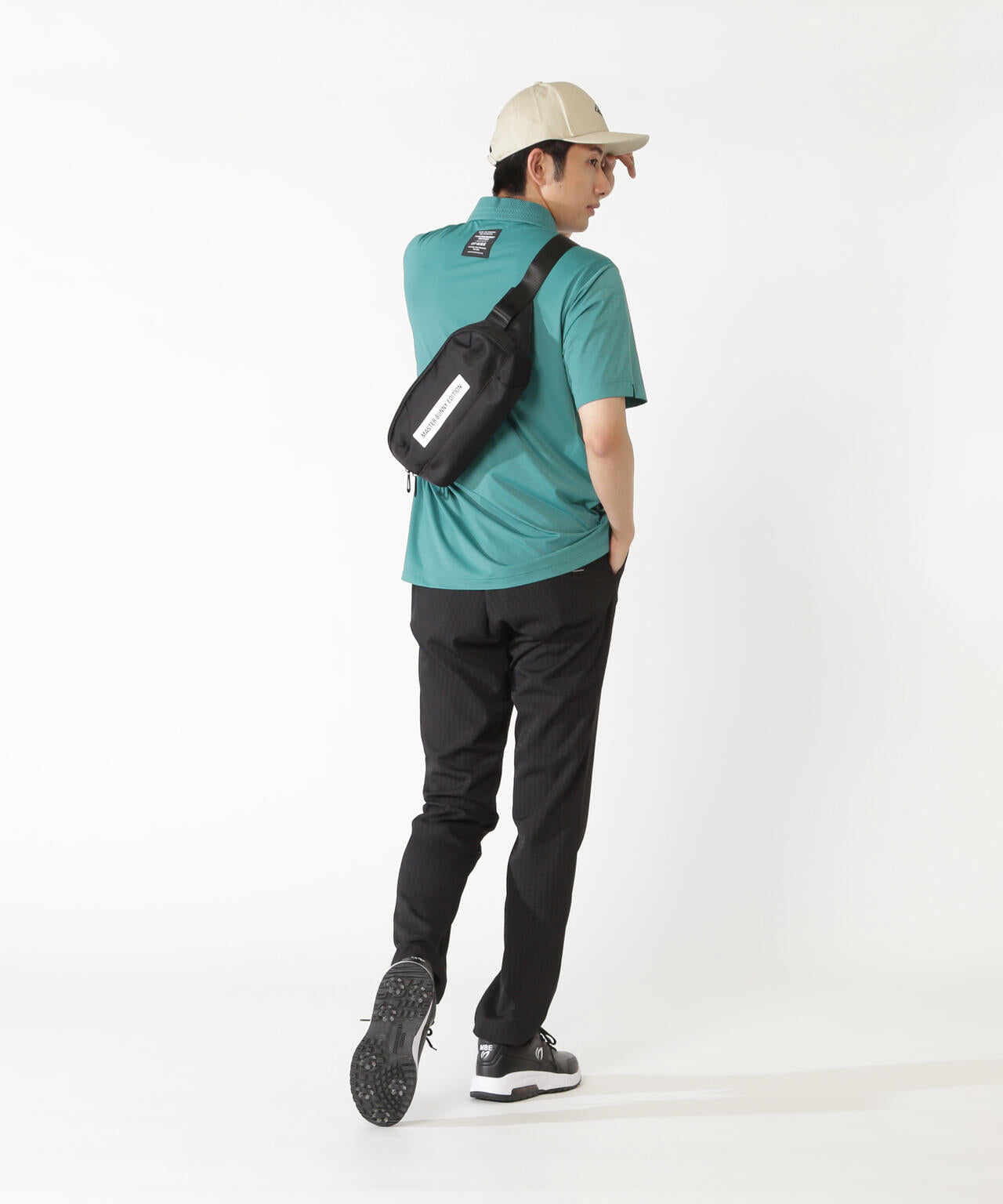 H:182cm/C:93/W:77/H:91