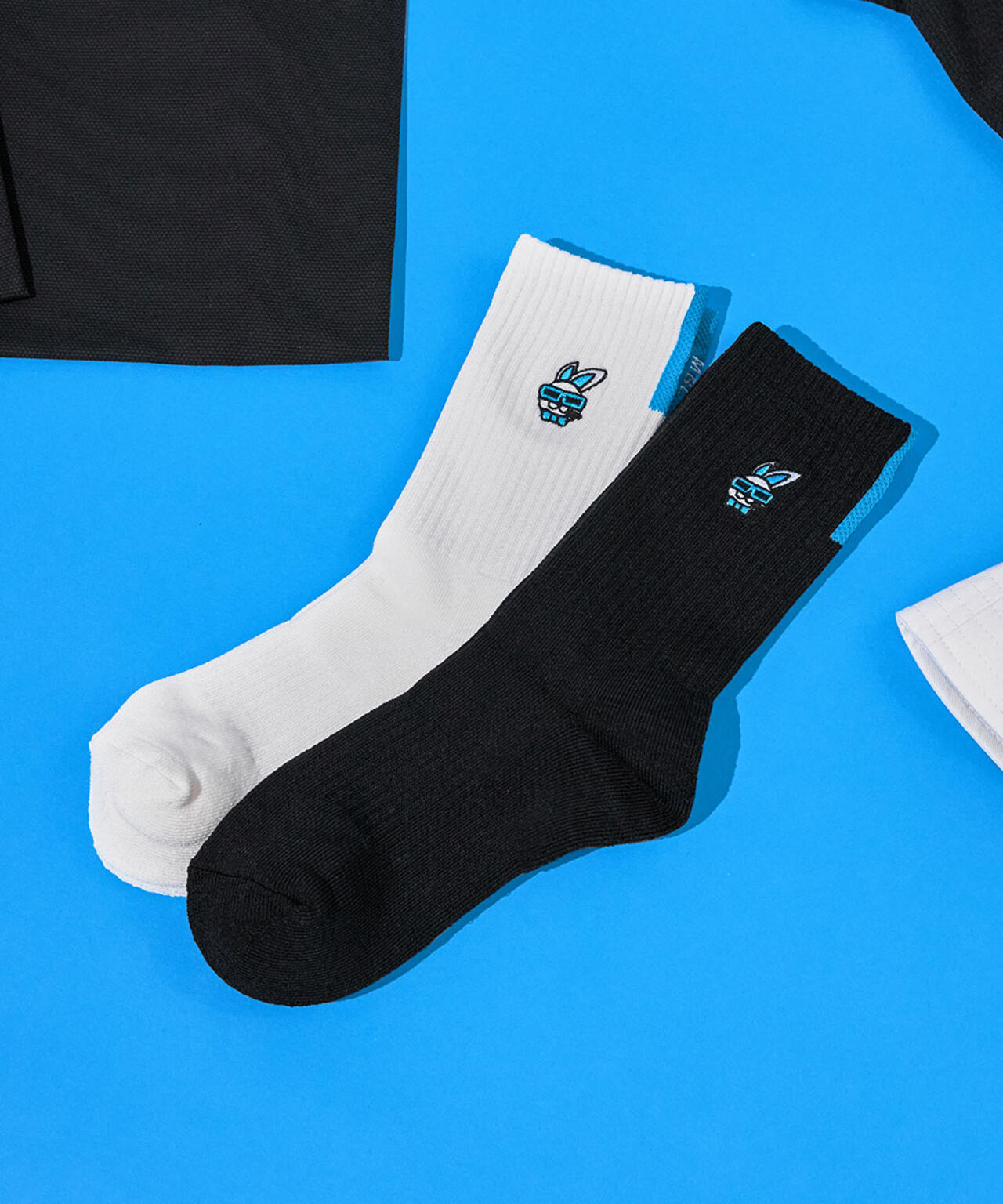 【オンライン限定】“ICY”SWAGGY BUNNY SOCKS(LADIES)
