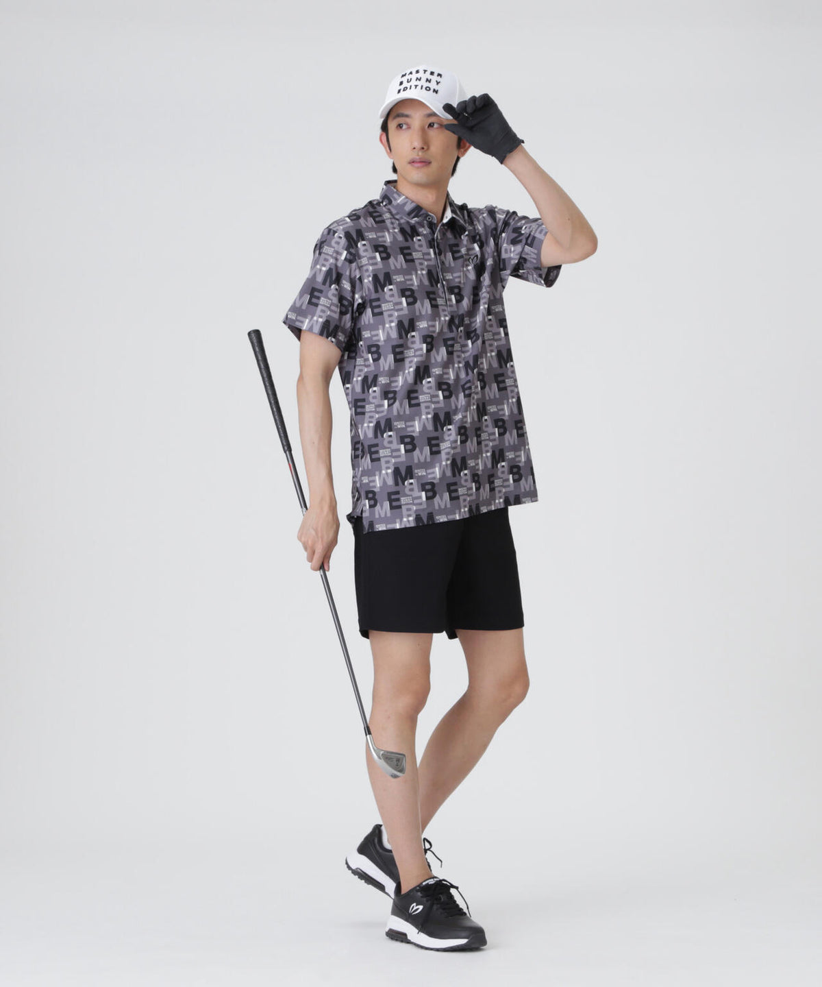 H:182cm/C:93/W:77/H:91 着用サイズ:5