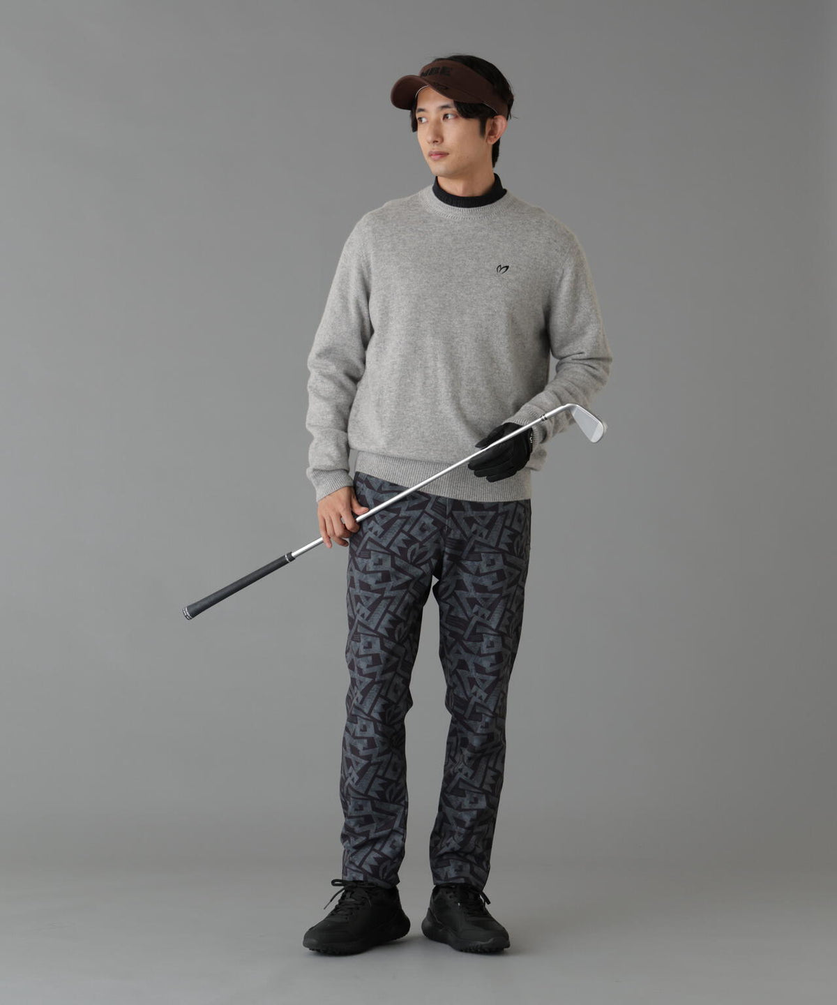 H:182cm/C:93/W:77/H:91 着用サイズ:5