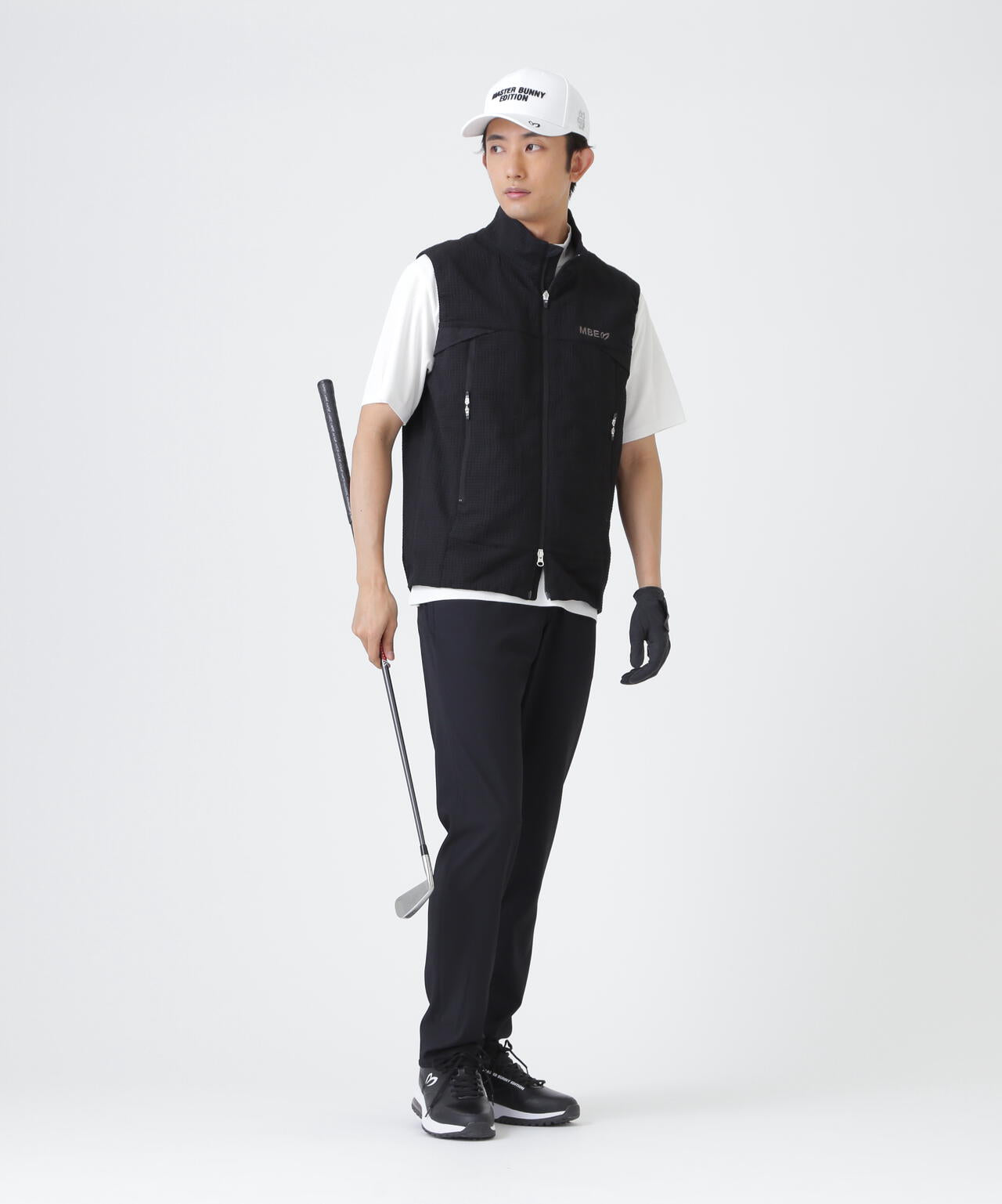 H:182cm/C:93/W:77/H:91 着用サイズ:5