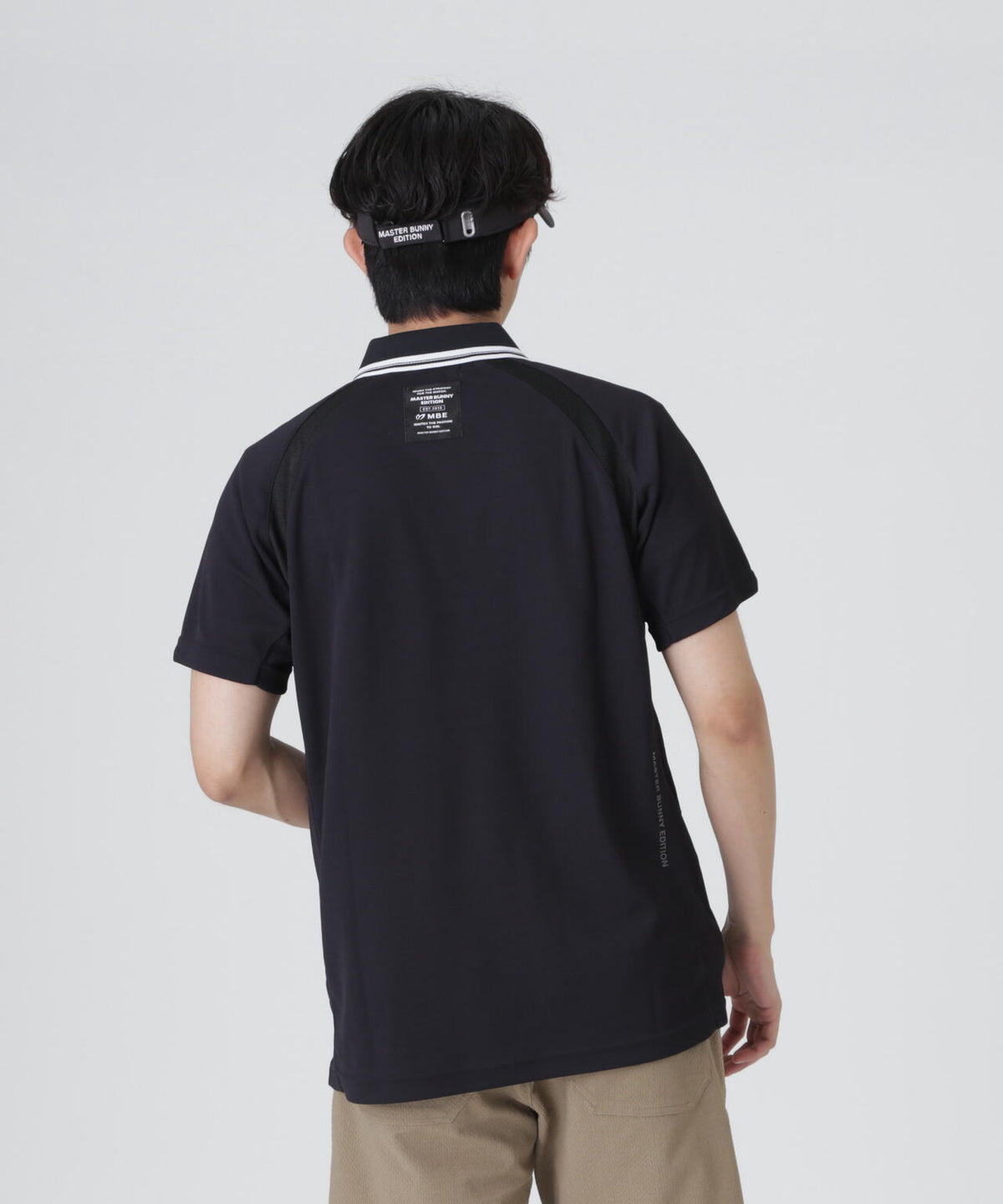 H:182cm/C:93/W:77/H:91 着用サイズ:5