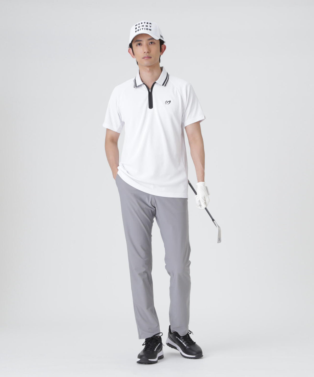 H:182cm/C:93/W:77/H:91 着用サイズ:5