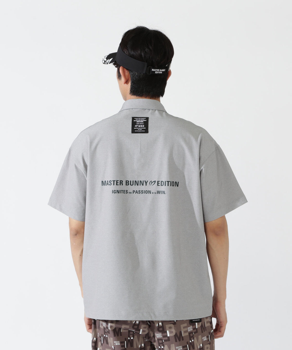 H:182cm/C:93/W:77/H:91 着用サイズ:5