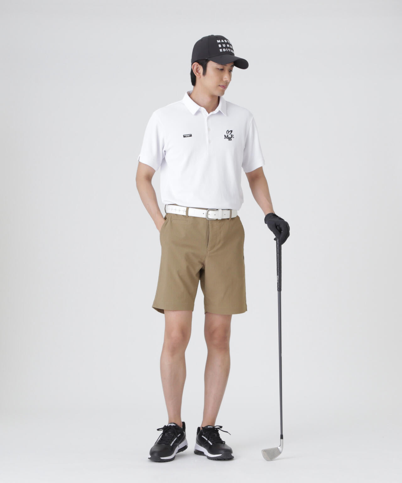 H:182cm/C:93/W:77/H:91 着用サイズ:5