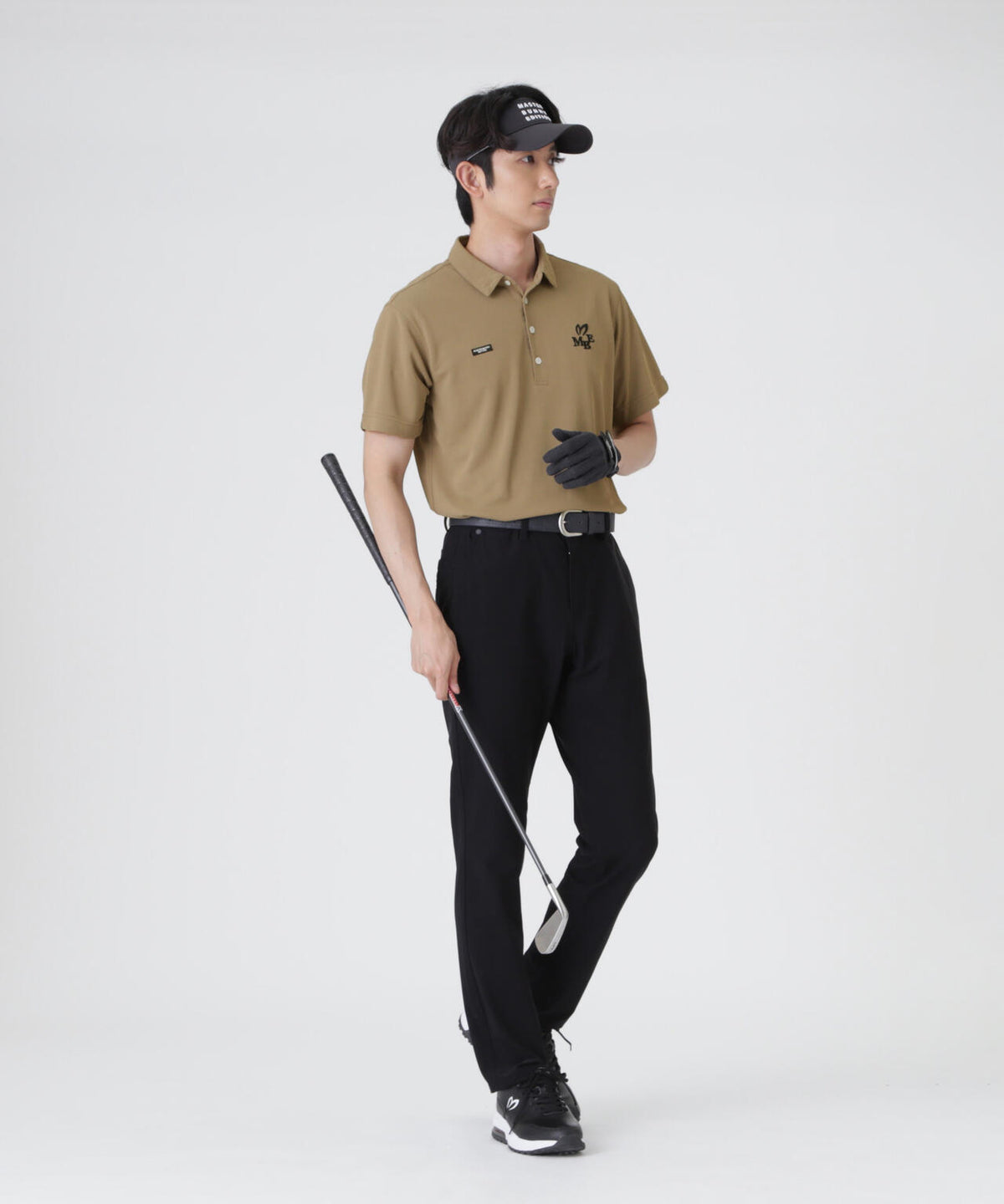 H:182cm/C:93/W:77/H:91 着用サイズ:5