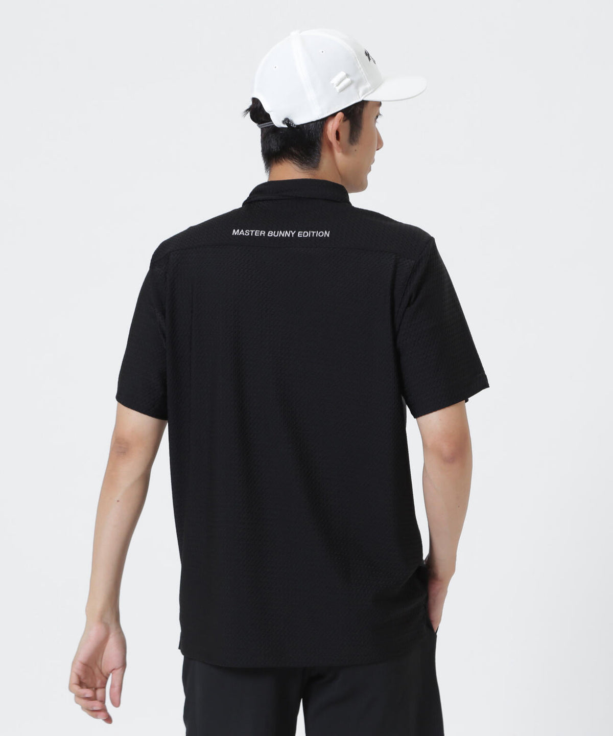 H:182cm/C:93/W:77/H:91 着用サイズ:5