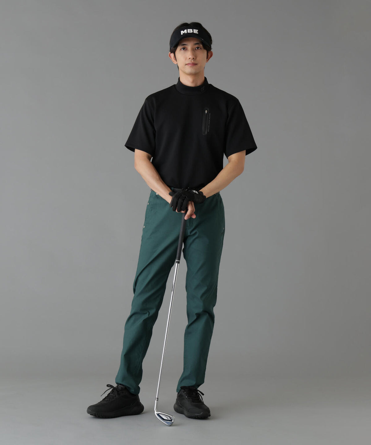 H:182cm/C:93/W:77/H:91 着用サイズ:5