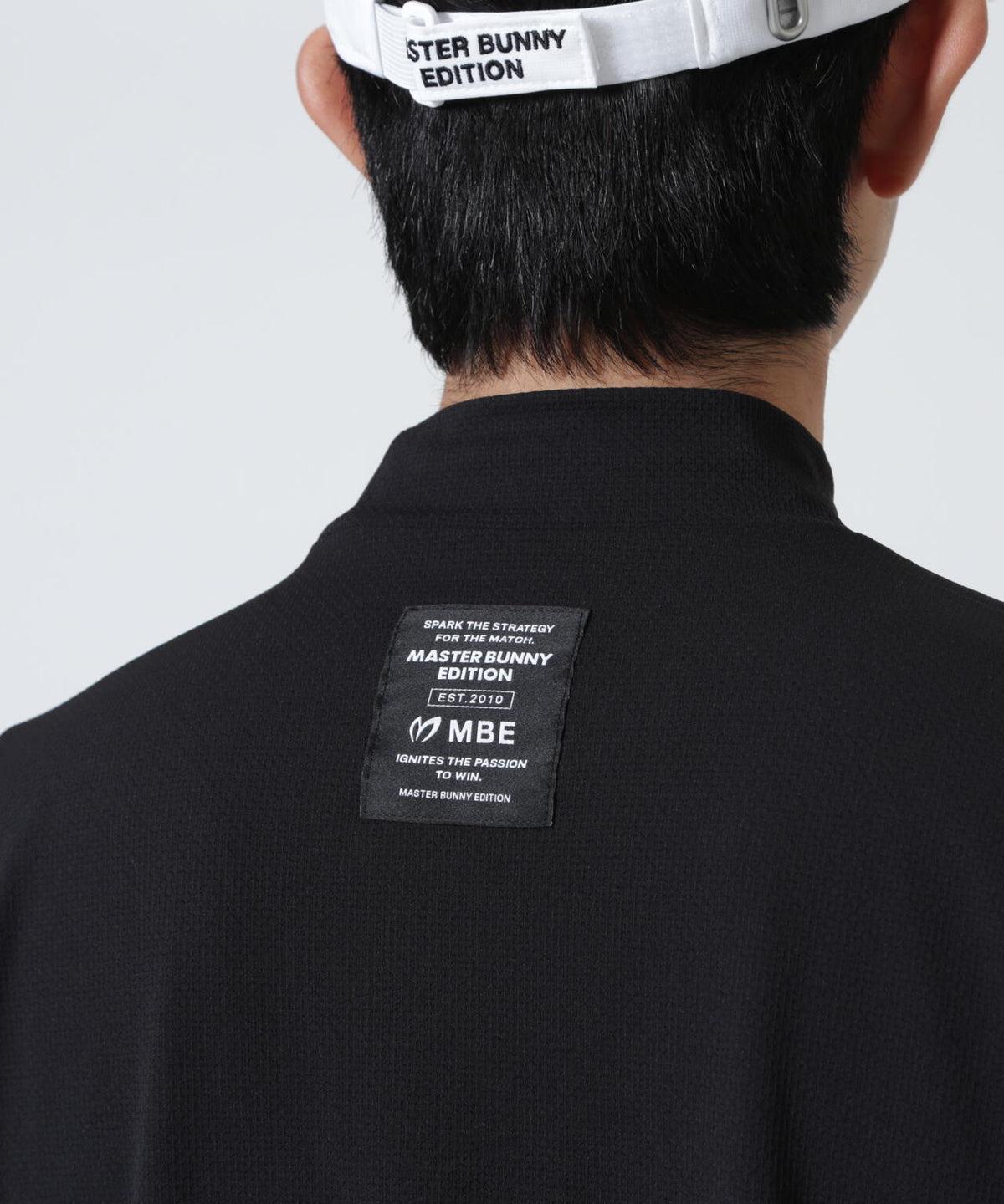 H:182cm/C:93/W:77/H:91 着用サイズ:5