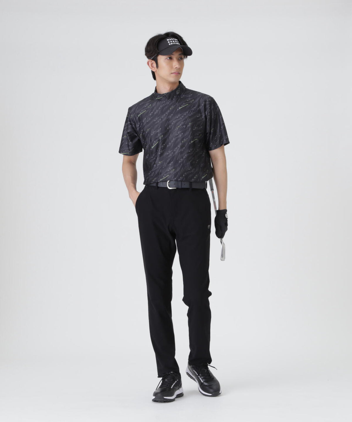 H:182cm/C:93/W:77/H:91 着用サイズ:5