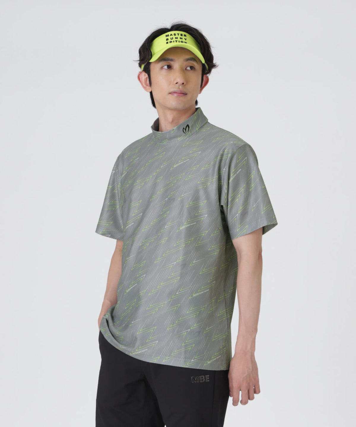 H:182cm/C:93/W:77/H:91 着用サイズ:5