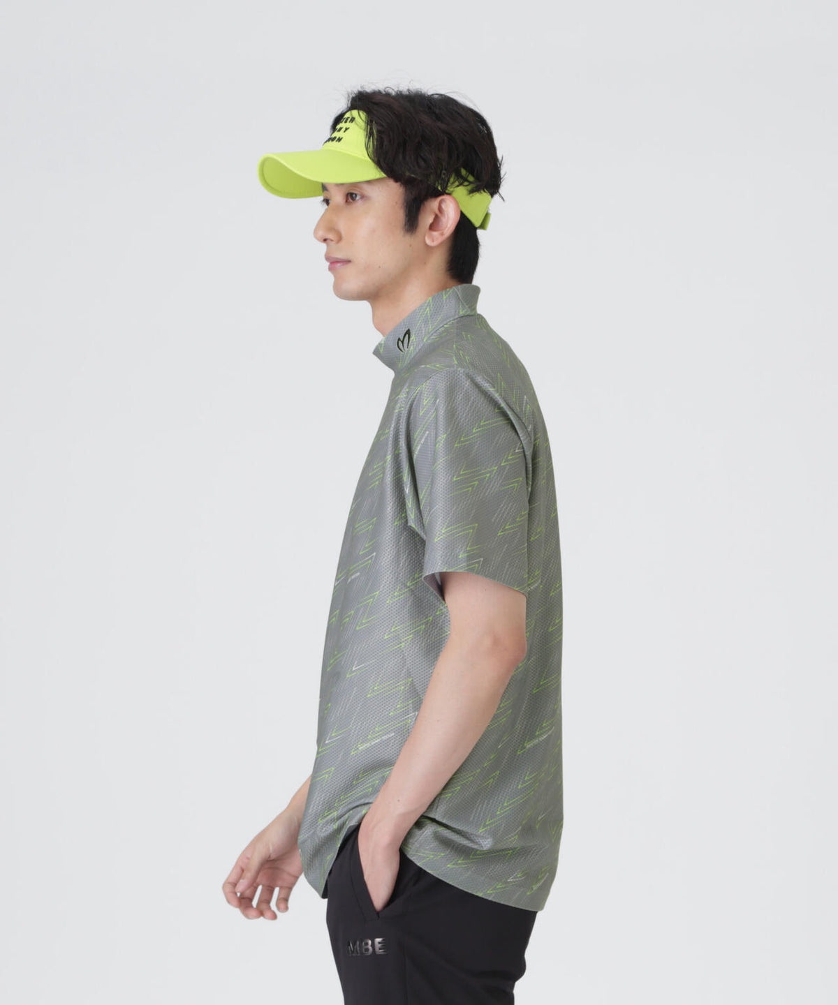 H:182cm/C:93/W:77/H:91 着用サイズ:5