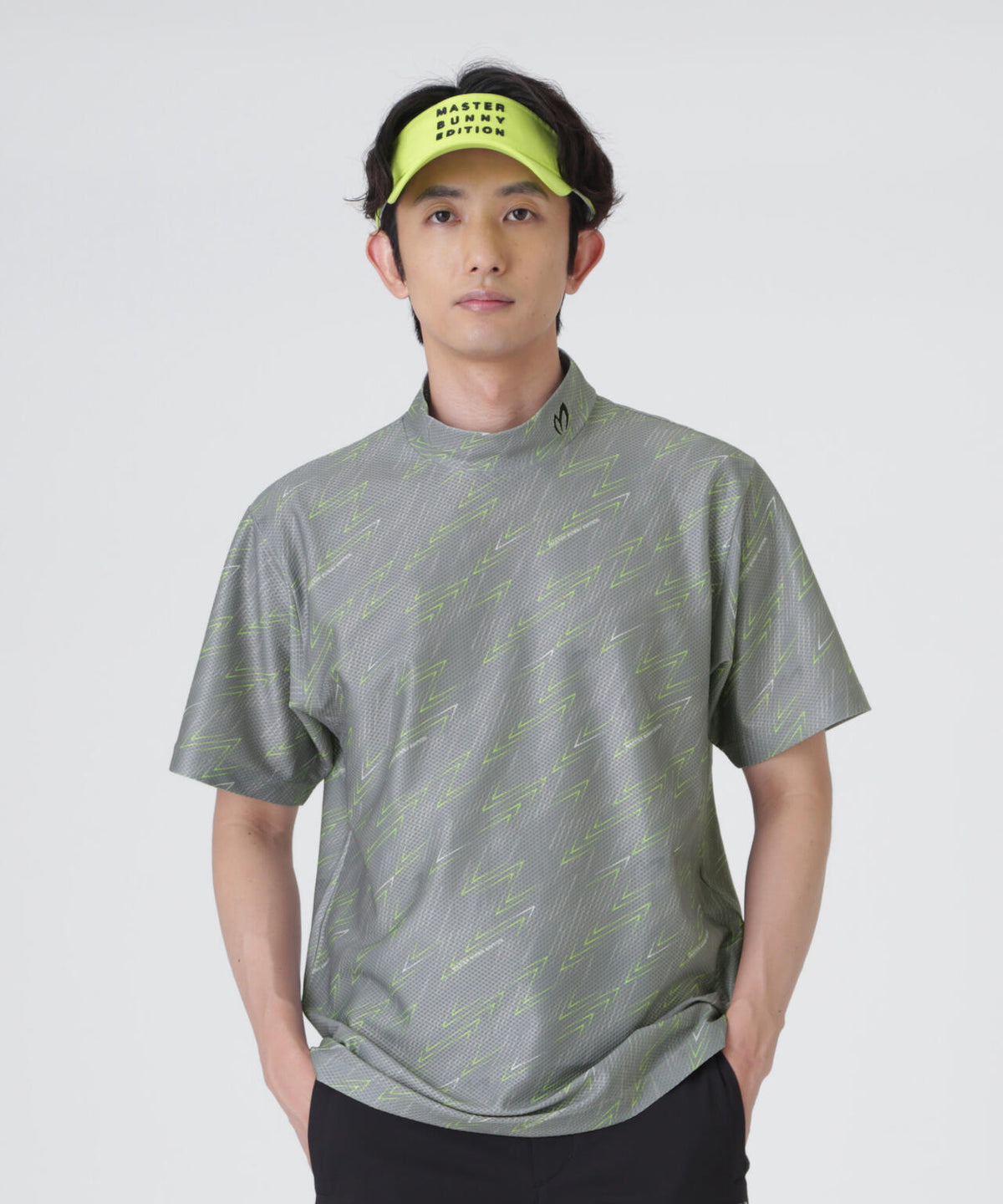 H:182cm/C:93/W:77/H:91 着用サイズ:5