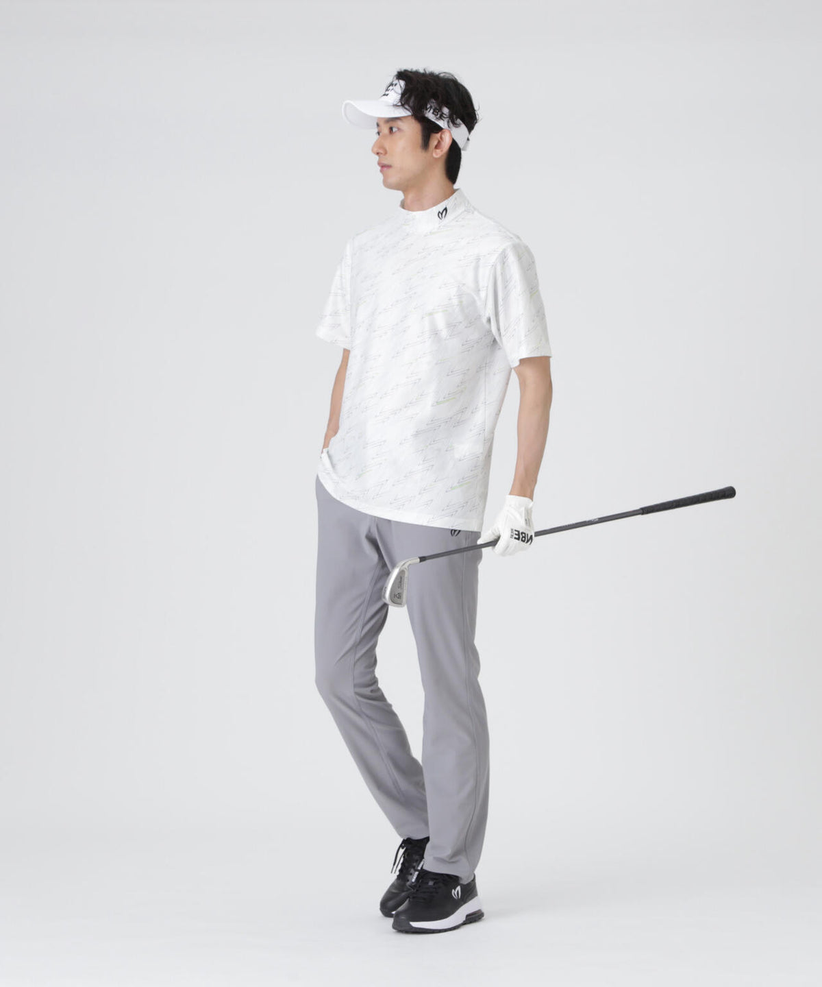 H:182cm/C:93/W:77/H:91 着用サイズ:5