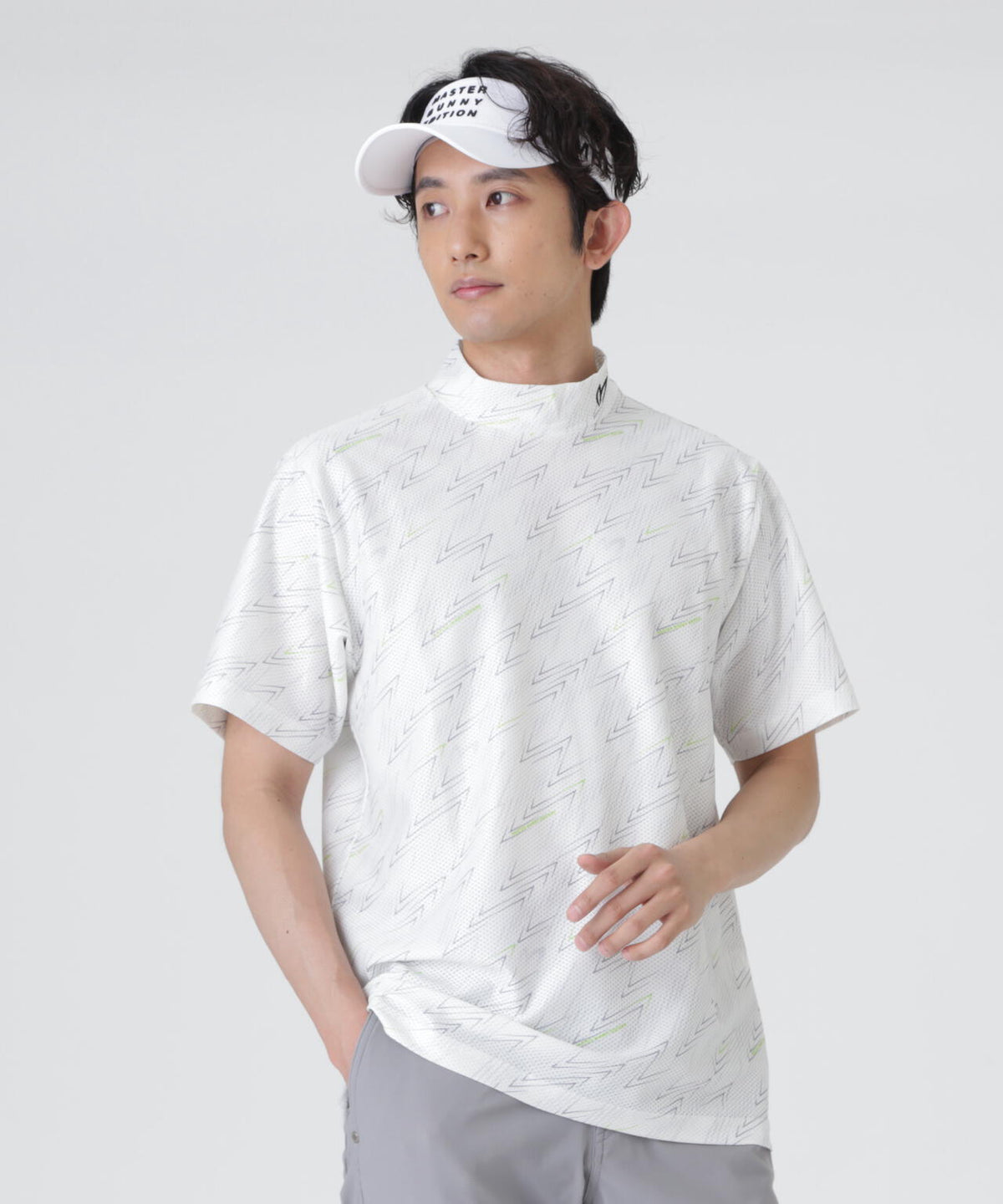 H:182cm/C:93/W:77/H:91 着用サイズ:5