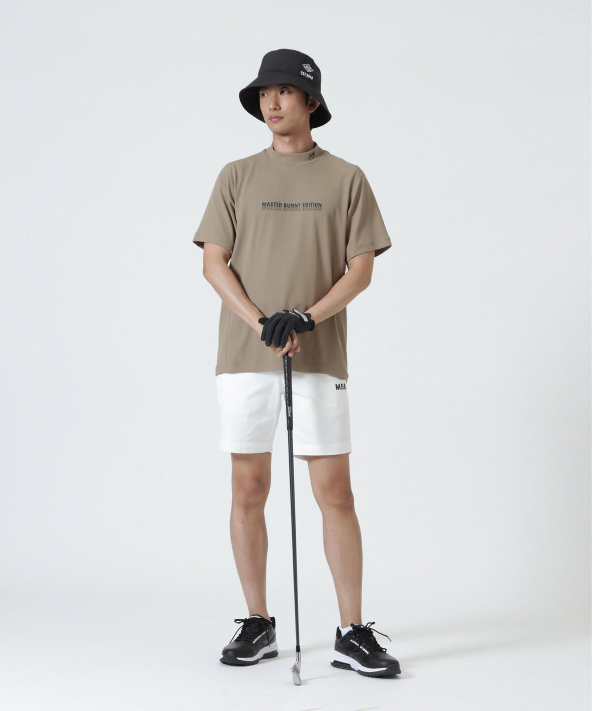 H:182cm/C:93/W:77/H:91 着用サイズ:5