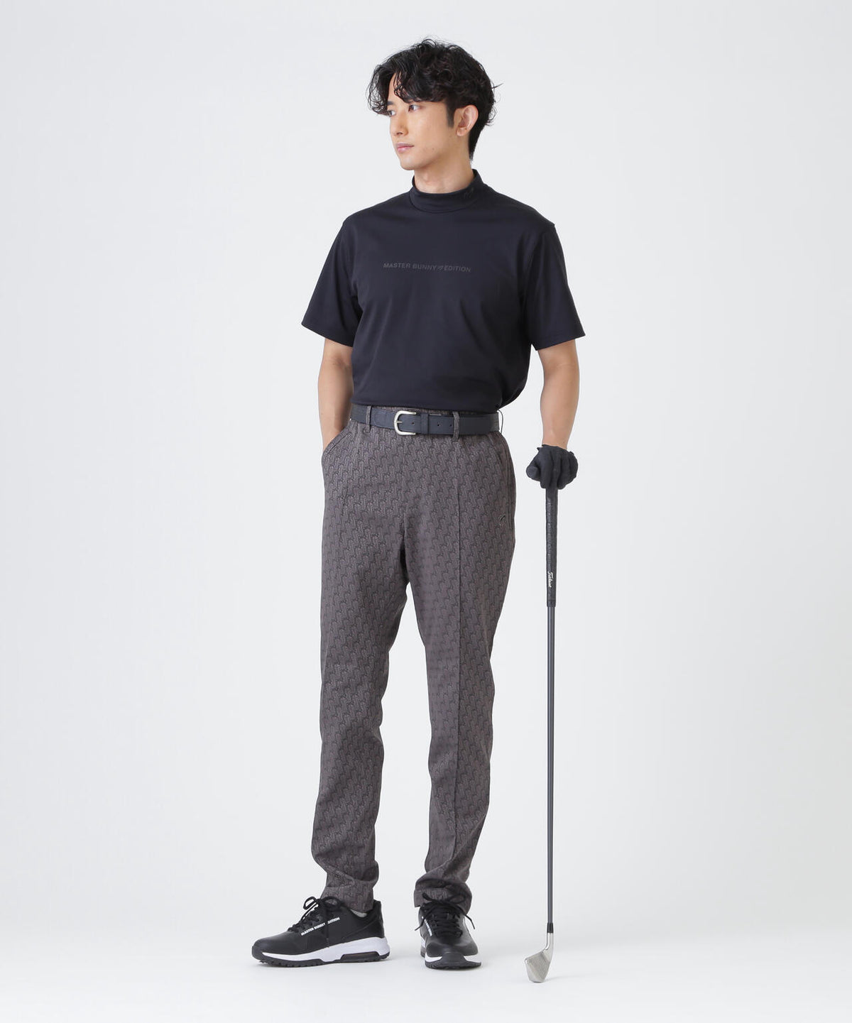 H:182cm/C:93/W:77/H:91 着用サイズ:5