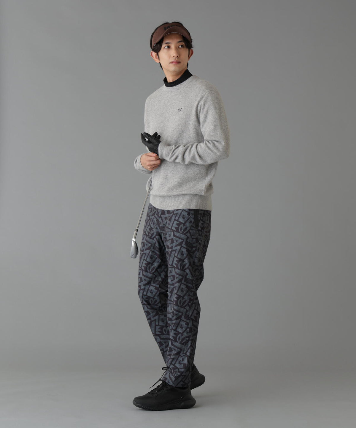 H:182cm/C:93/W:77/H:91 着用サイズ:5