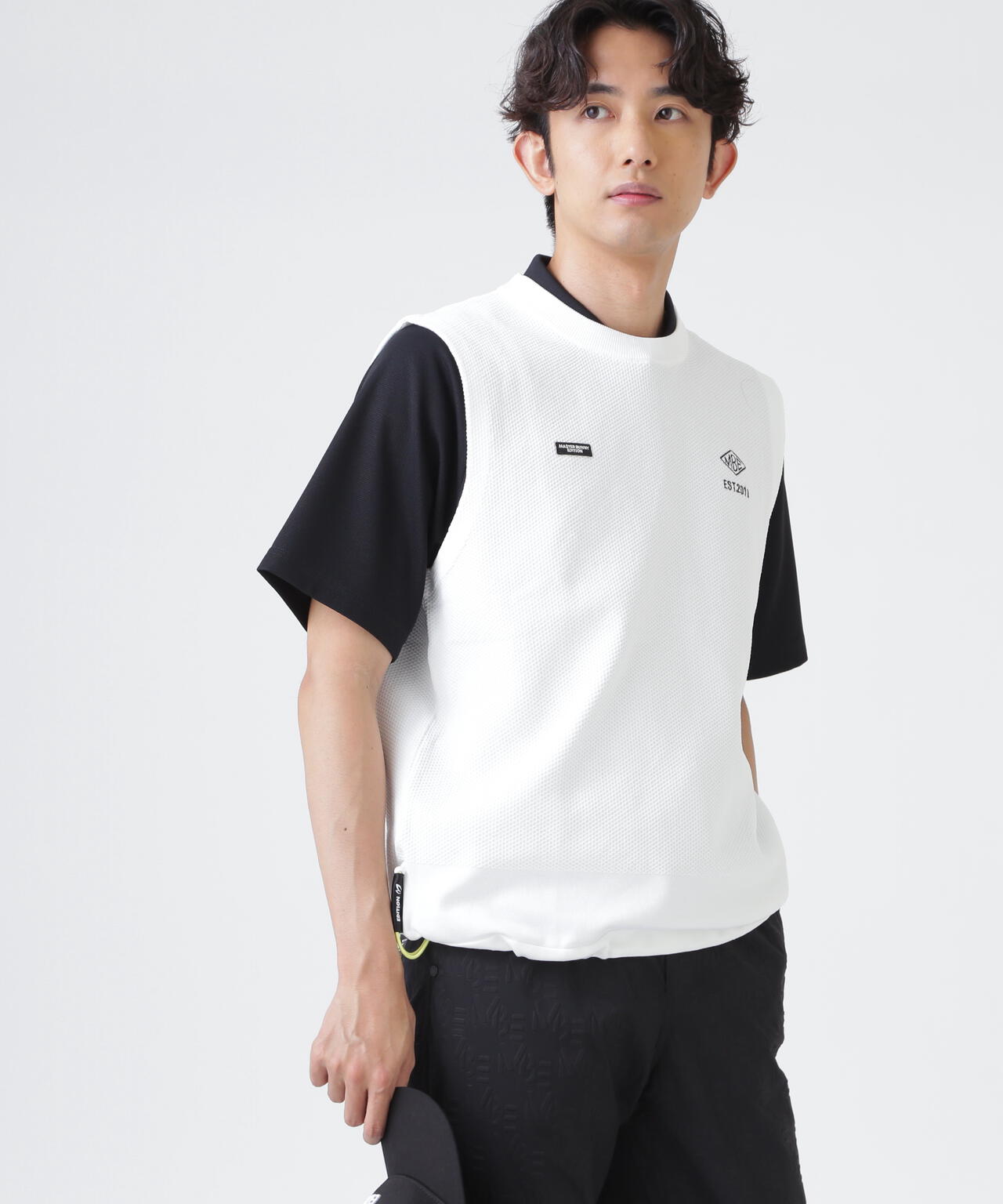 H:182cm/C:93/W:77/H:91 着用サイズ:5