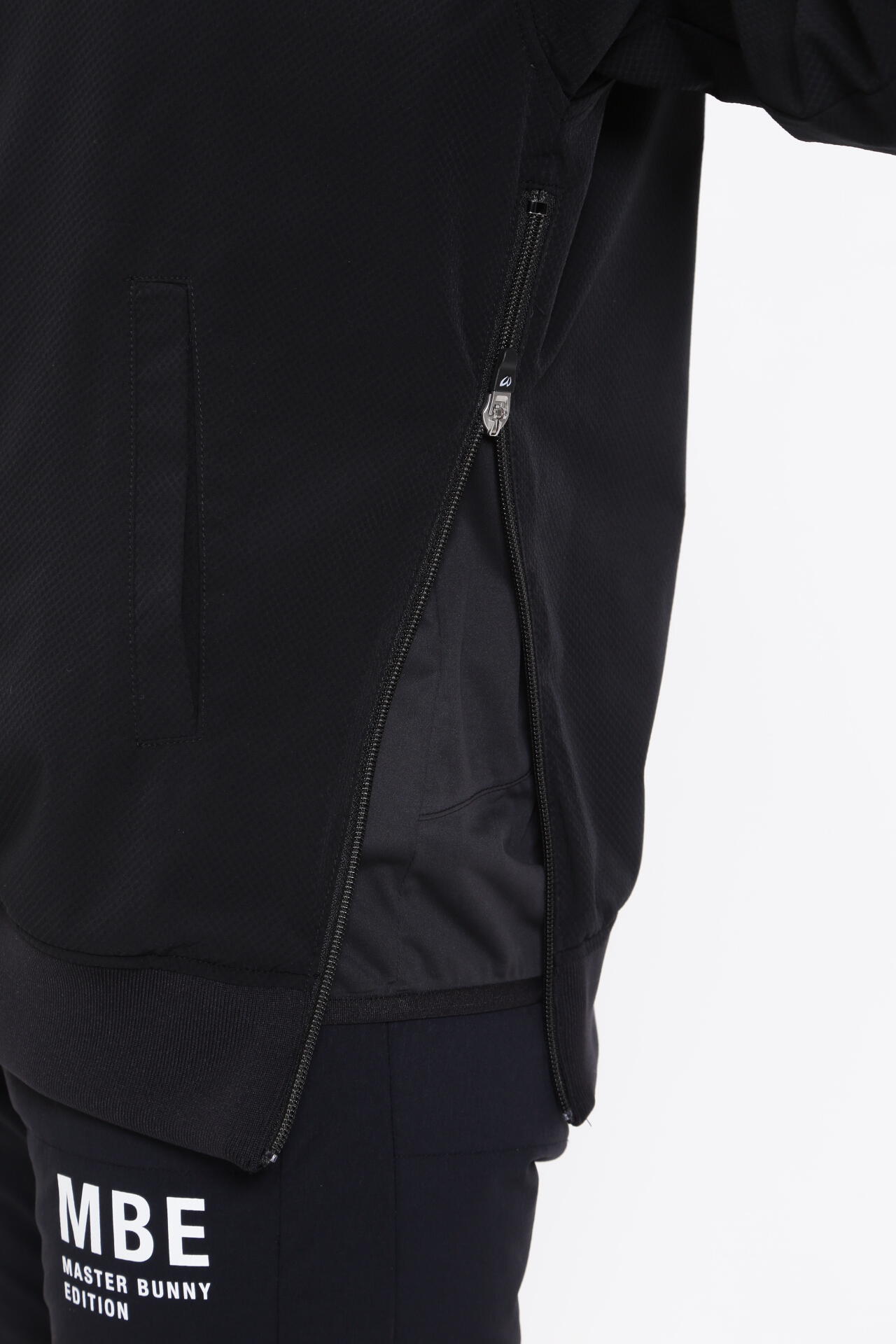 ポリエステルドビーストレッチコーティング ツインスニードジャック