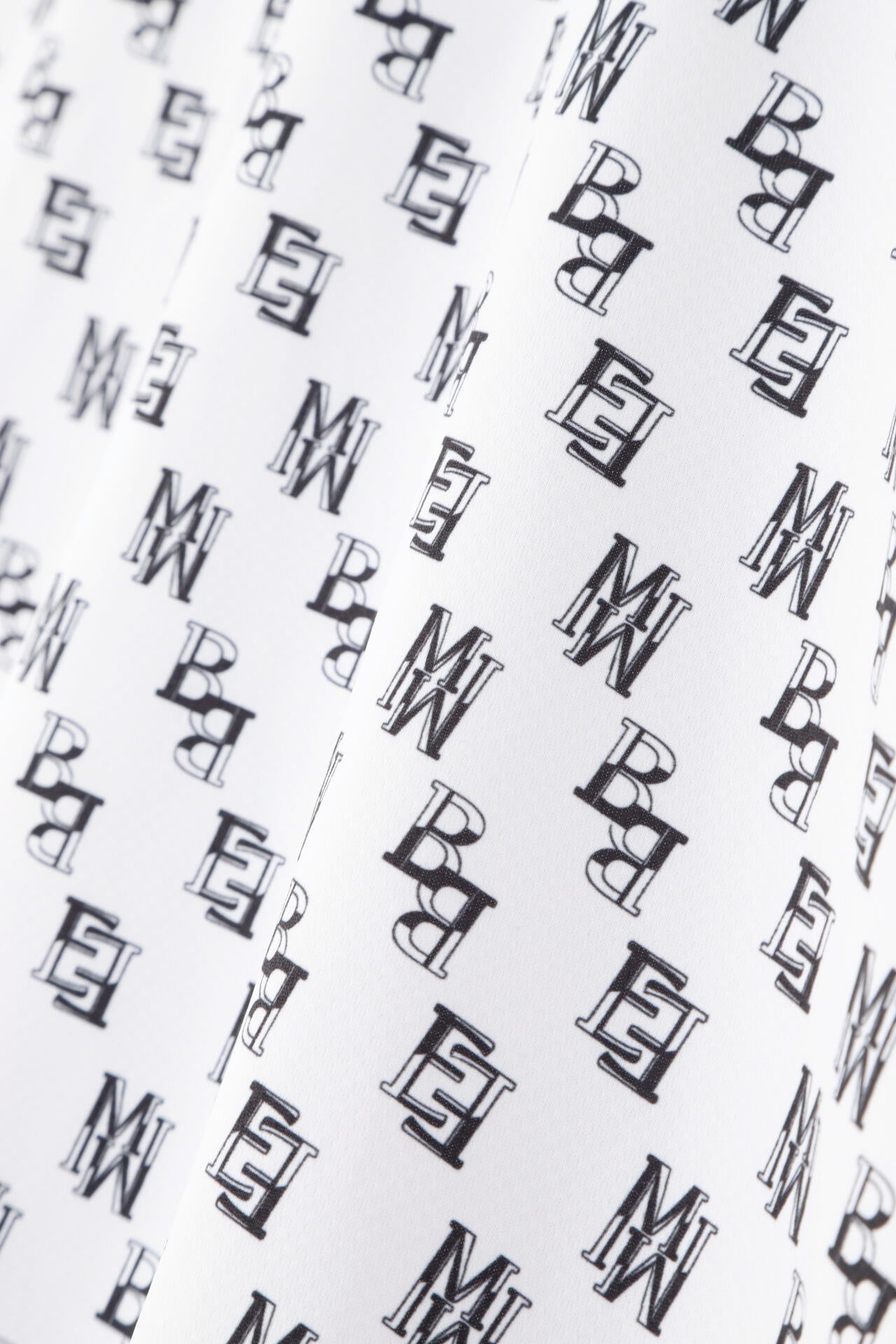 ポリエステルドビー 半袖ポロシャツ <MBEバイヤス柄プリント>