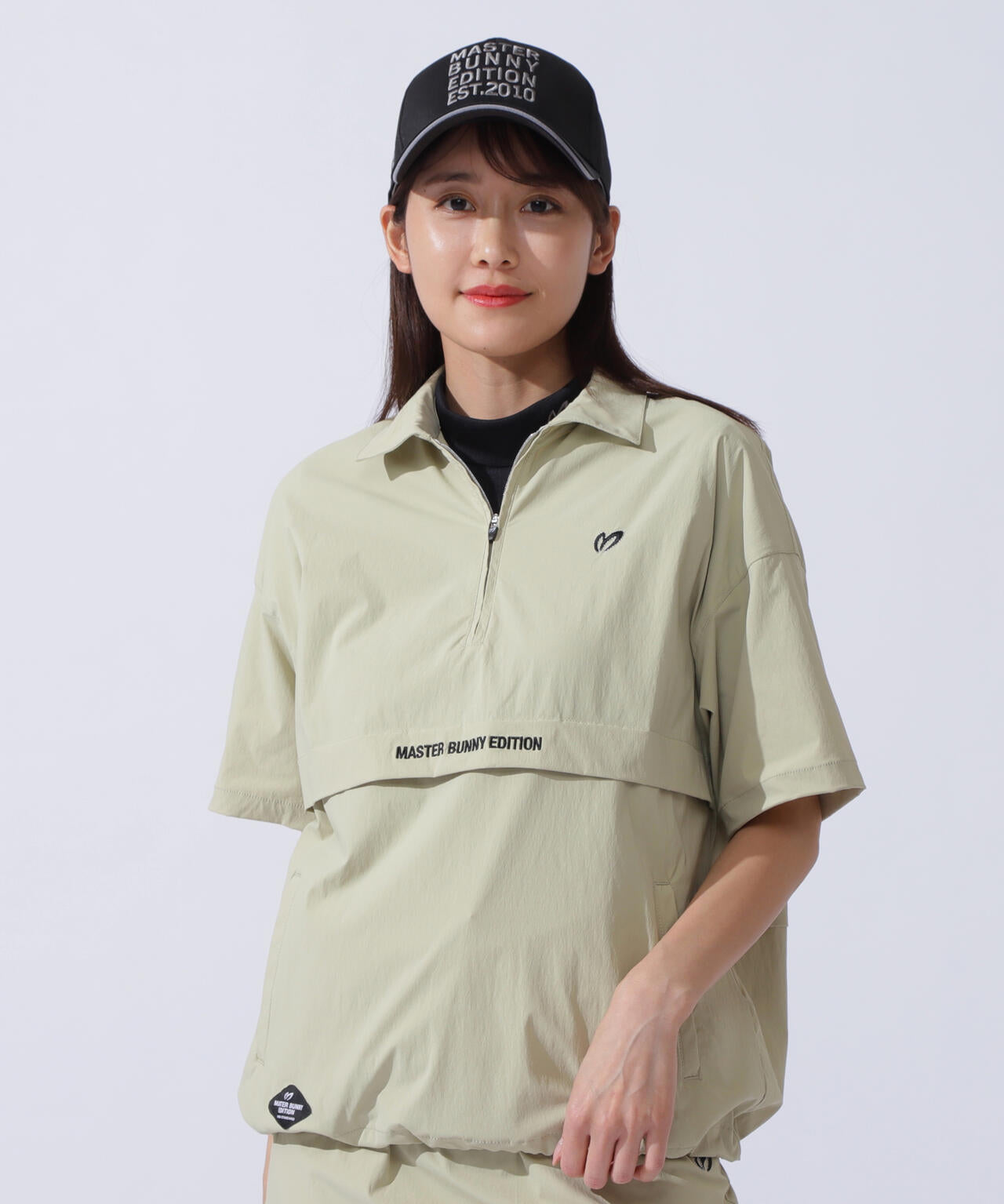 ナイロンストレッチプルオーバー