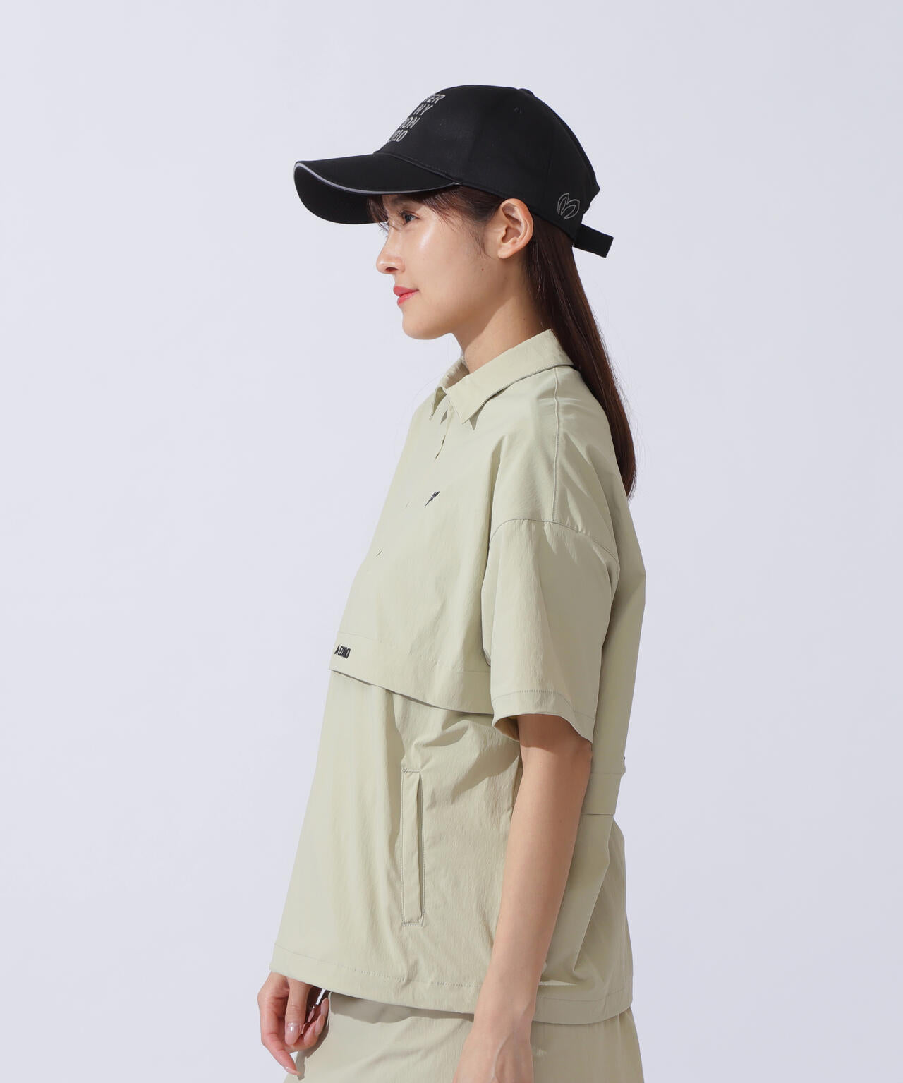 ナイロンストレッチプルオーバー