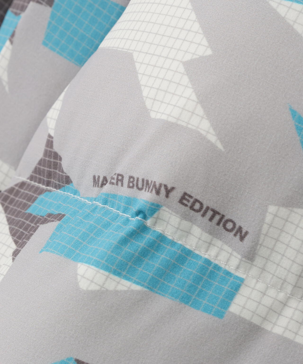 迷彩プリントフーディブルゾン