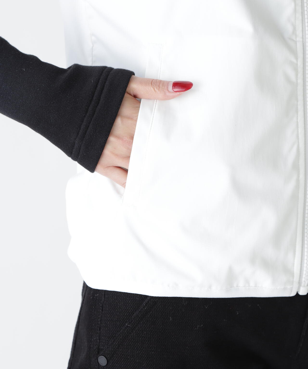 ストレッチリップストップ×高密度ツイル レイヤードフーディブルゾン