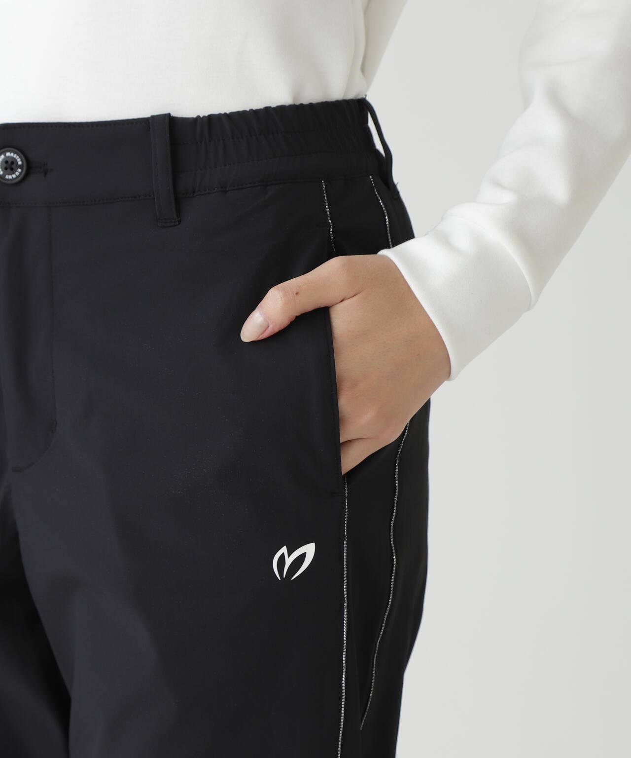 ナイロンストレッチパンツ