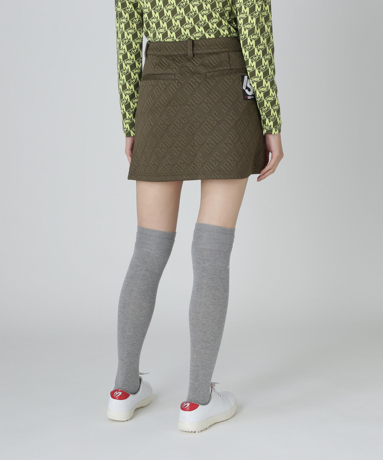 ロゴジャガードストレッチスカート