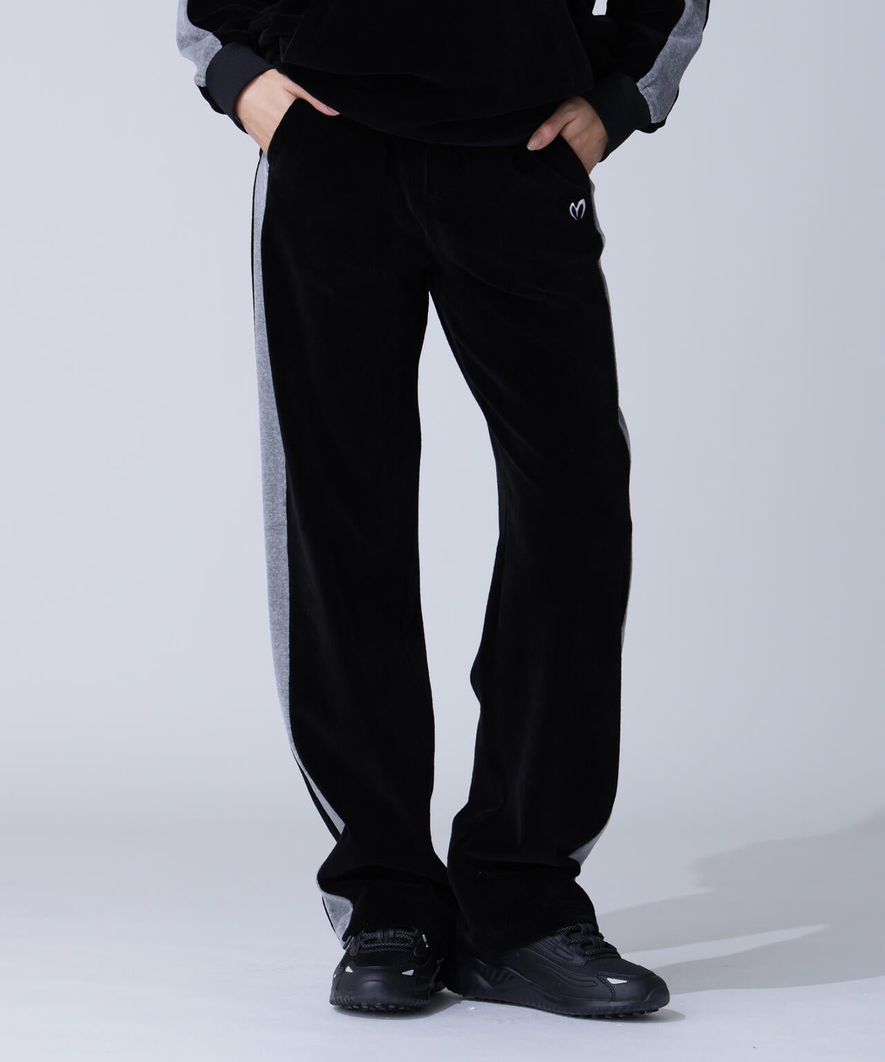 【岩井ツインズコラボカラーあり】ベロアパンツ