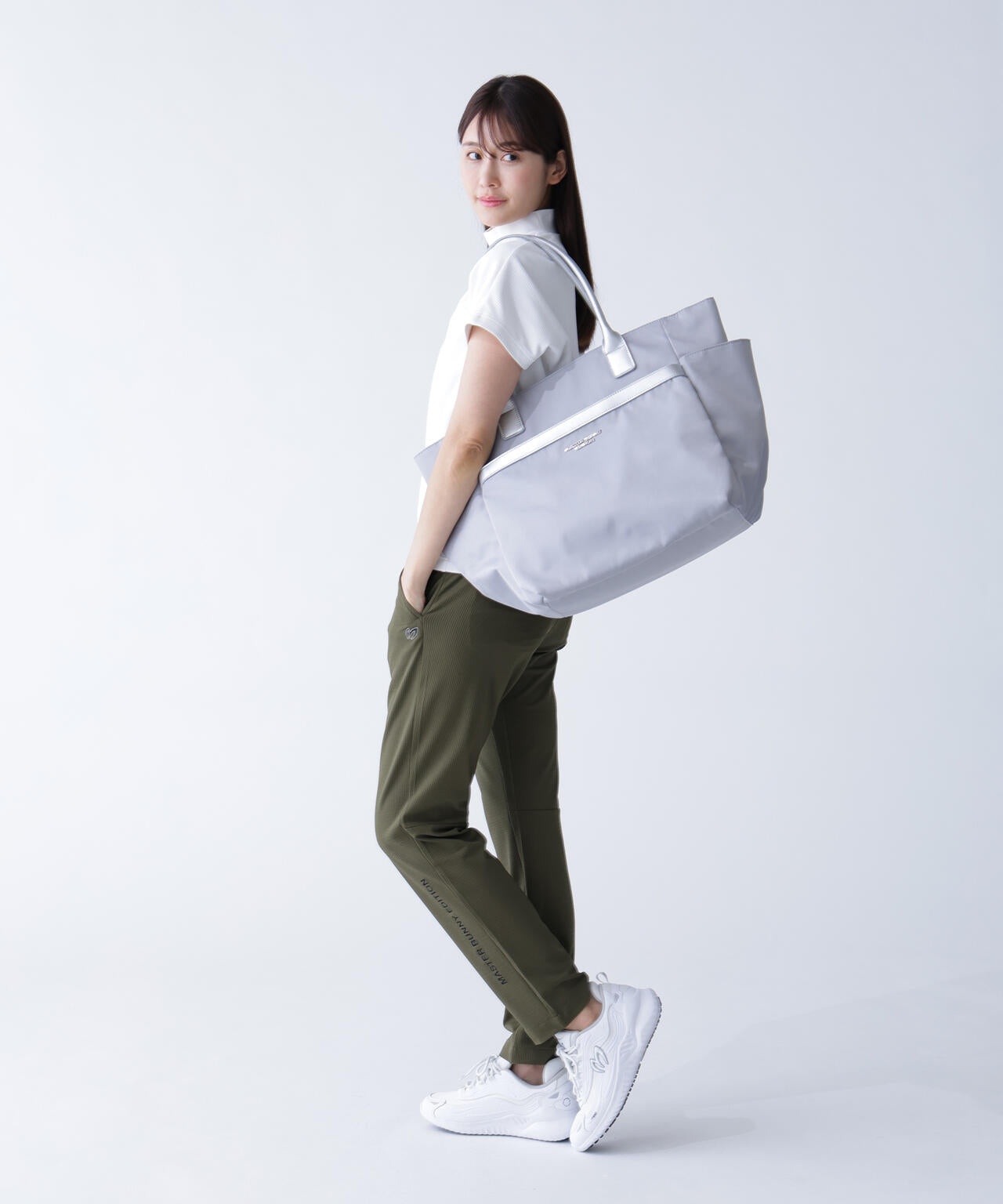 ストライプサッカー4WAYストレッチパンツ