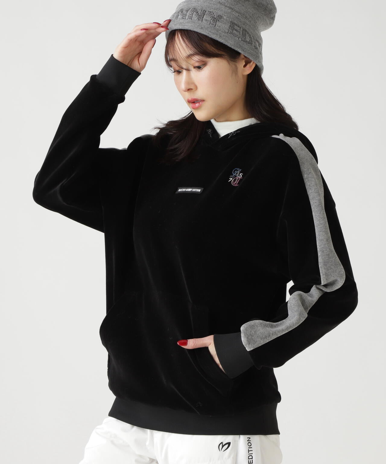 【岩井ツインズコラボカラーあり】ベロアフーディプルオーバー