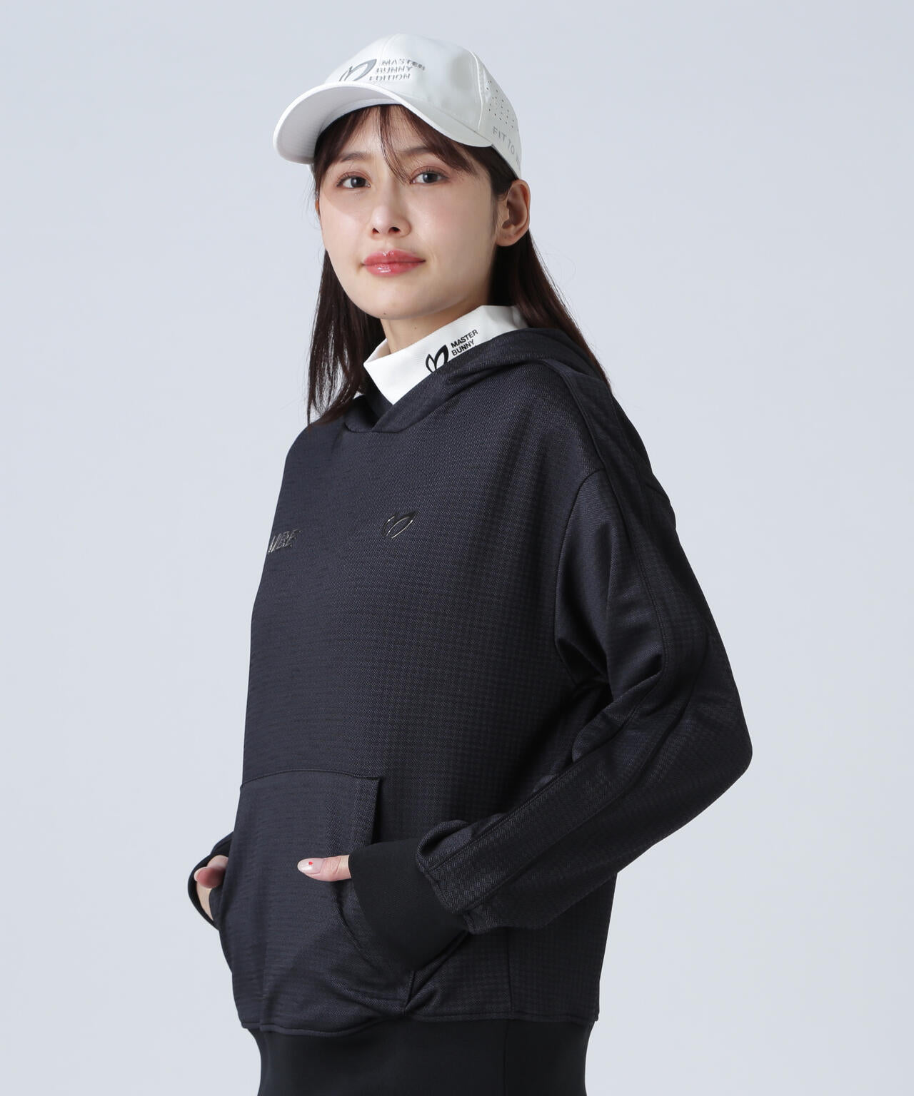 幾何学柄ジャガード フーディプルオーバー