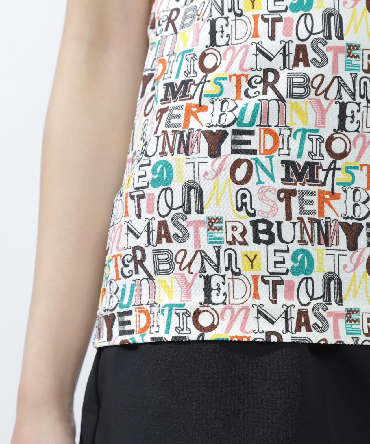 4WAYナイロントリコットマルチロゴプリント半袖モックネックカットソー