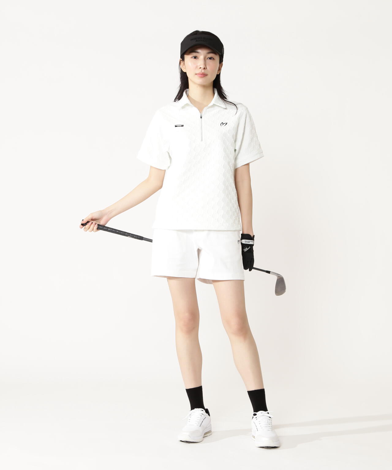T:171cm/B:77/W:59・H:87 着用サイズ:1