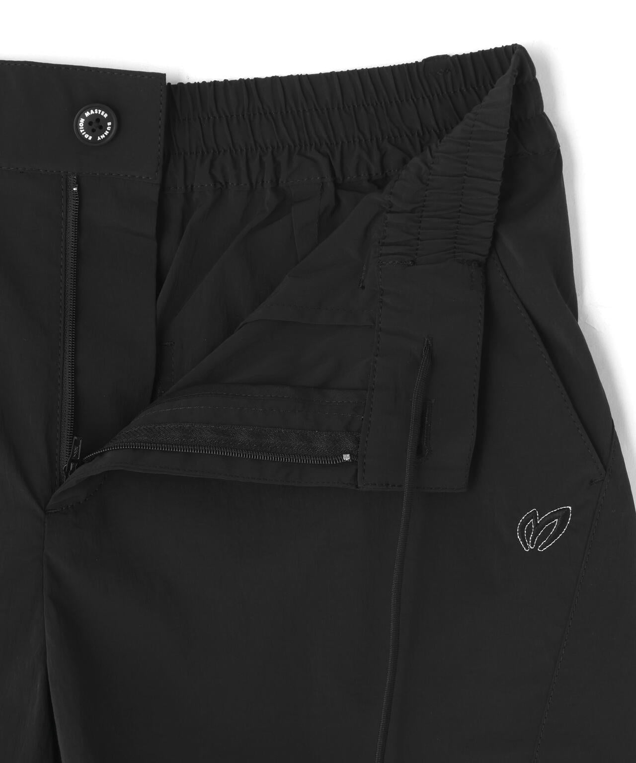ナイロンストレッチショートパンツ