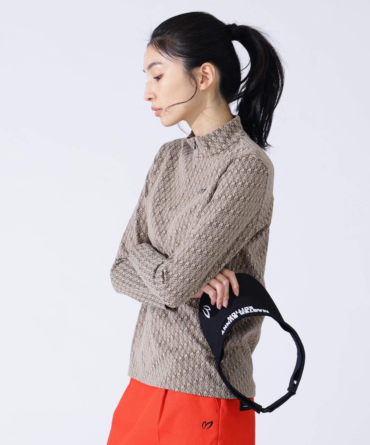 幾何柄起毛ジャガードハーフジップアップカットソー