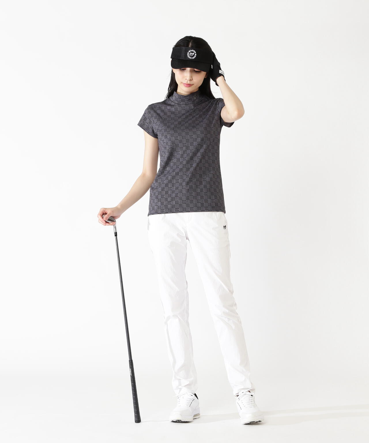 T:171cm/B:77/W:59・H:87 着用サイズ:1
