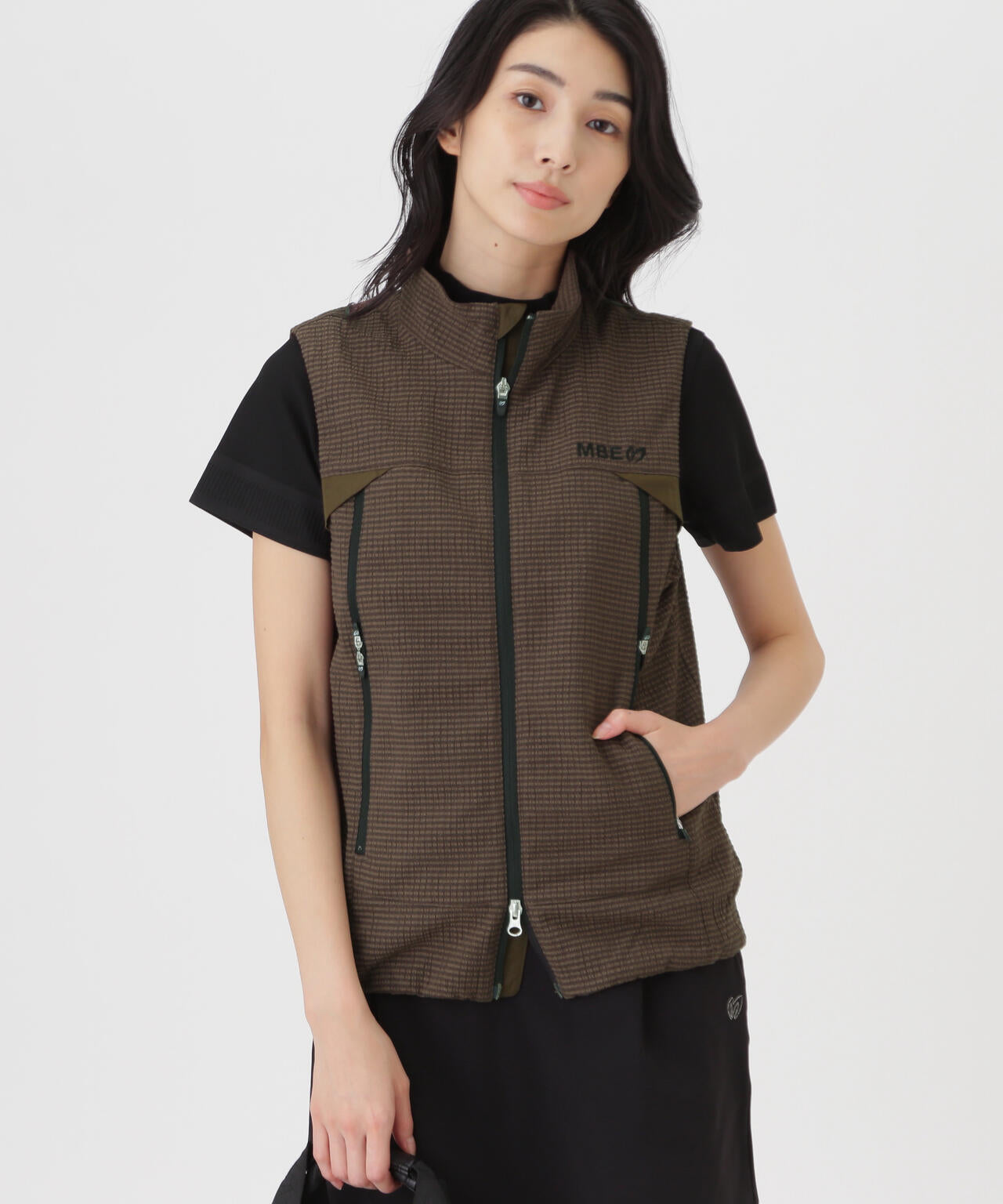 ミアチェックジャガードフルジップスタンドベスト (WOMENS)
